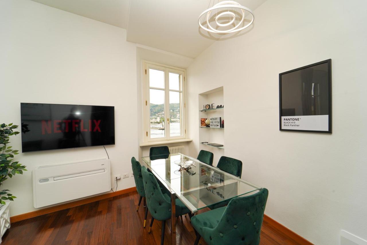 Appartamento Esclusivo Fronte Lago, In Centro A Como Con Garage Exteriör bild