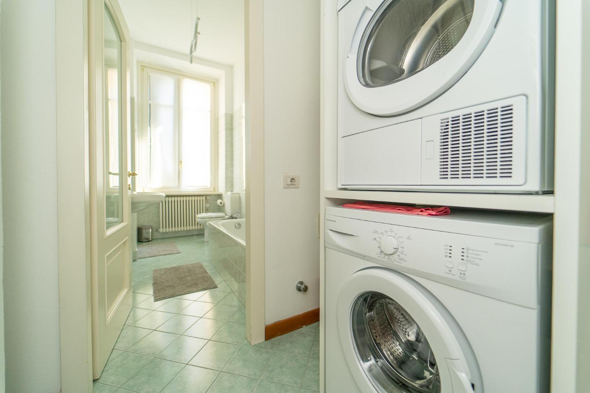 Appartamento Esclusivo Fronte Lago, In Centro A Como Con Garage Exteriör bild